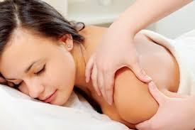 Pijat Panggilan Kota Banjarmasin ~ Putri Spa. Putri Spa adalah sebuah komunitas jasa kebugaran online dengan pelayanan door to door, mempunyai misi untuk membantu kebugaran customer. Ada bermacam -macam jasa pelayanan di Putri Spamulai dari pijat panggilan tradisional, massage full body, teraphis kesehatan, dan